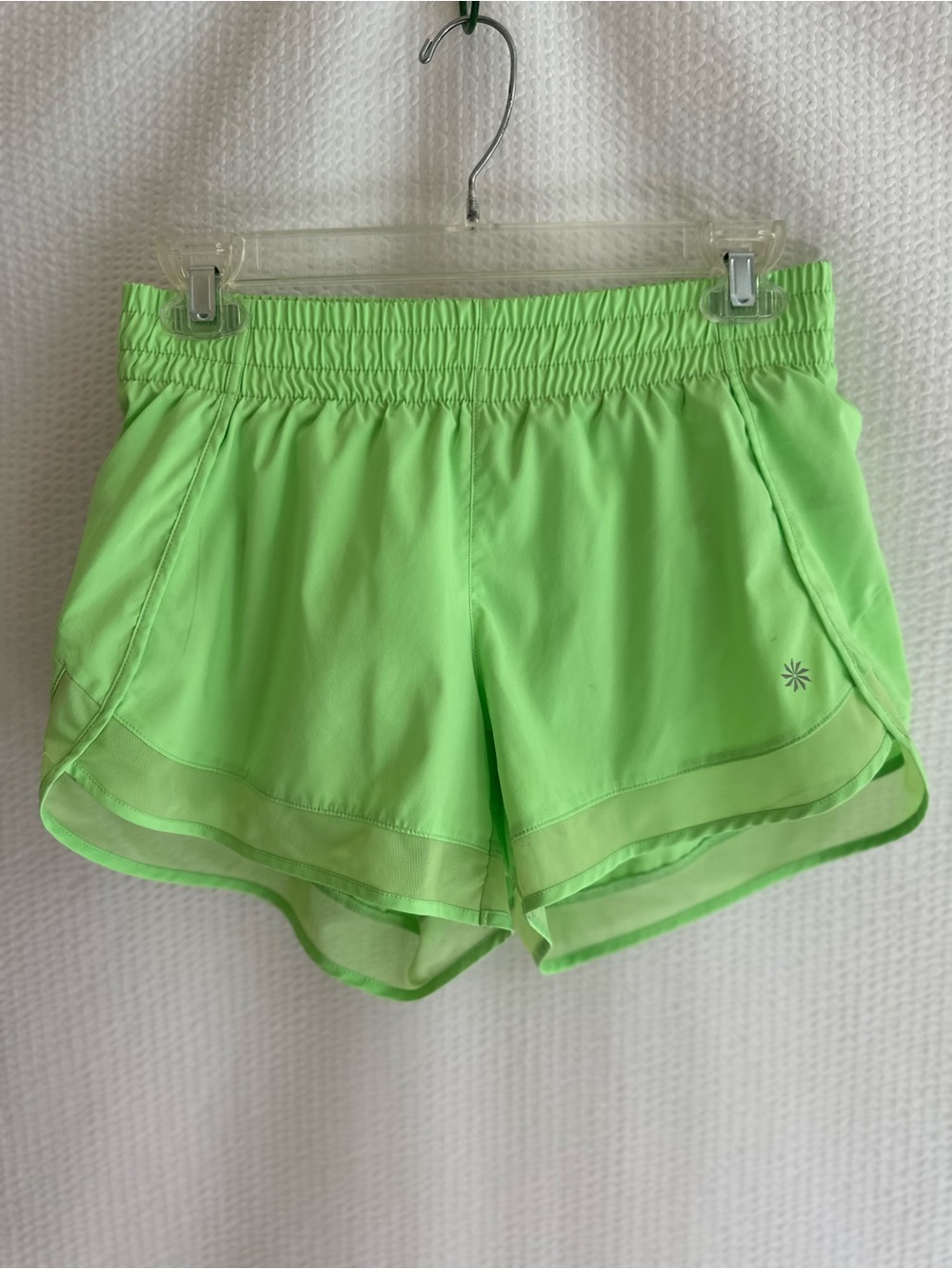 Athleta Mesh Racer Run Short 4” Neon Green Running Athletic Shorts Size: XS